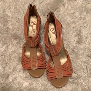 Sychelles pink heels